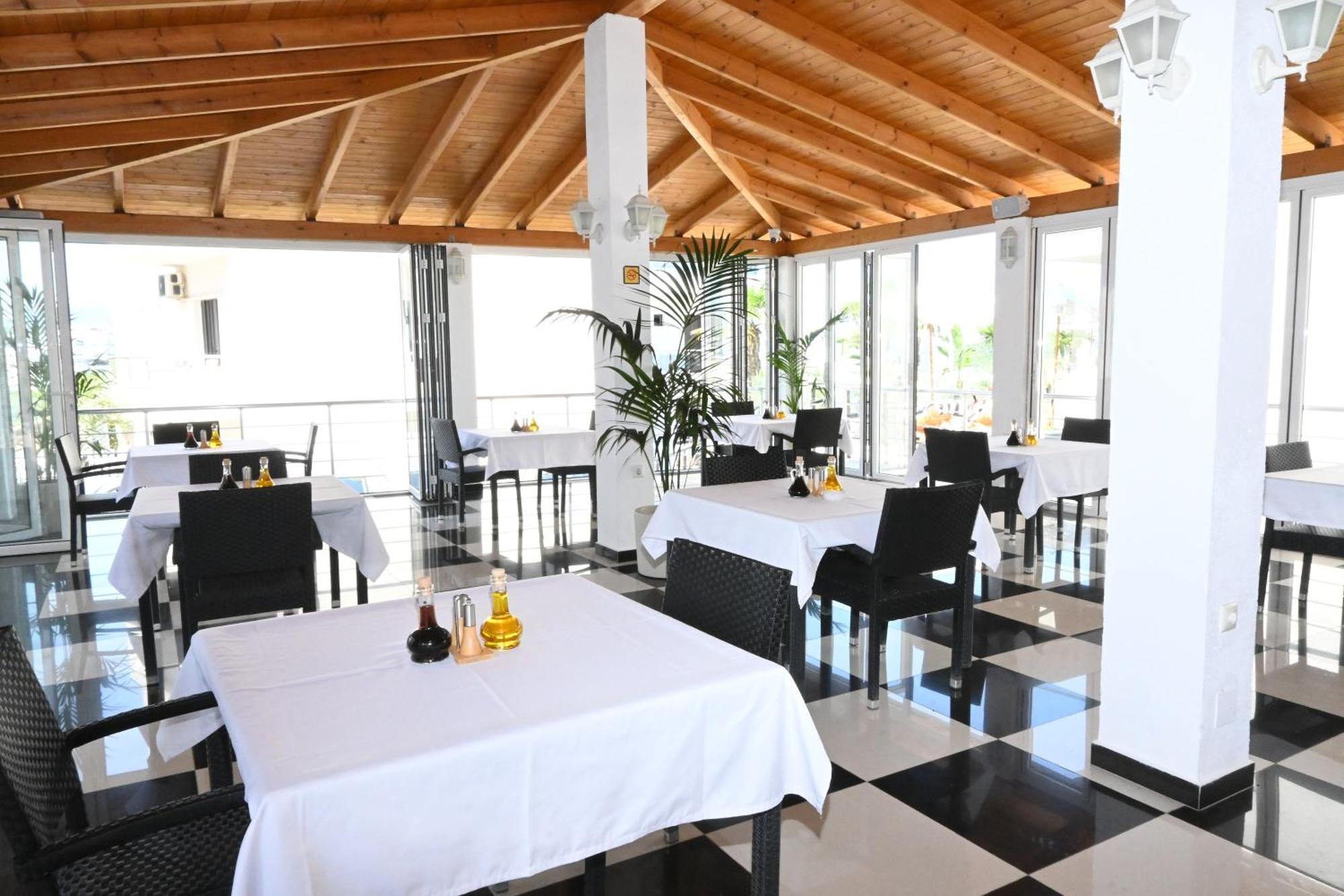 Hotel Marku