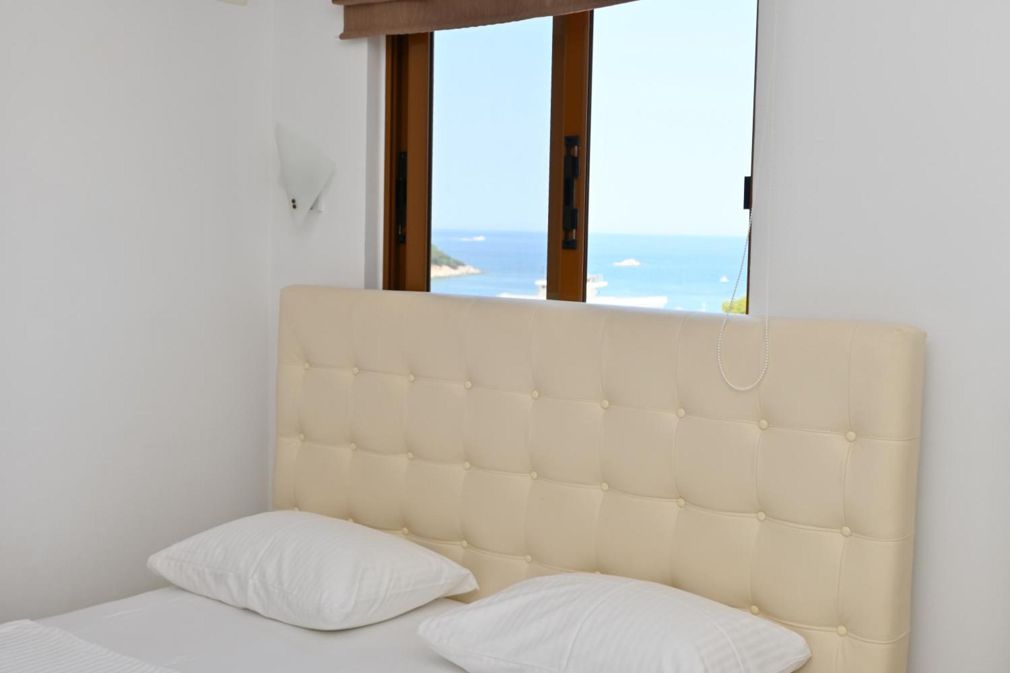 Hotel Marku Ksamil
