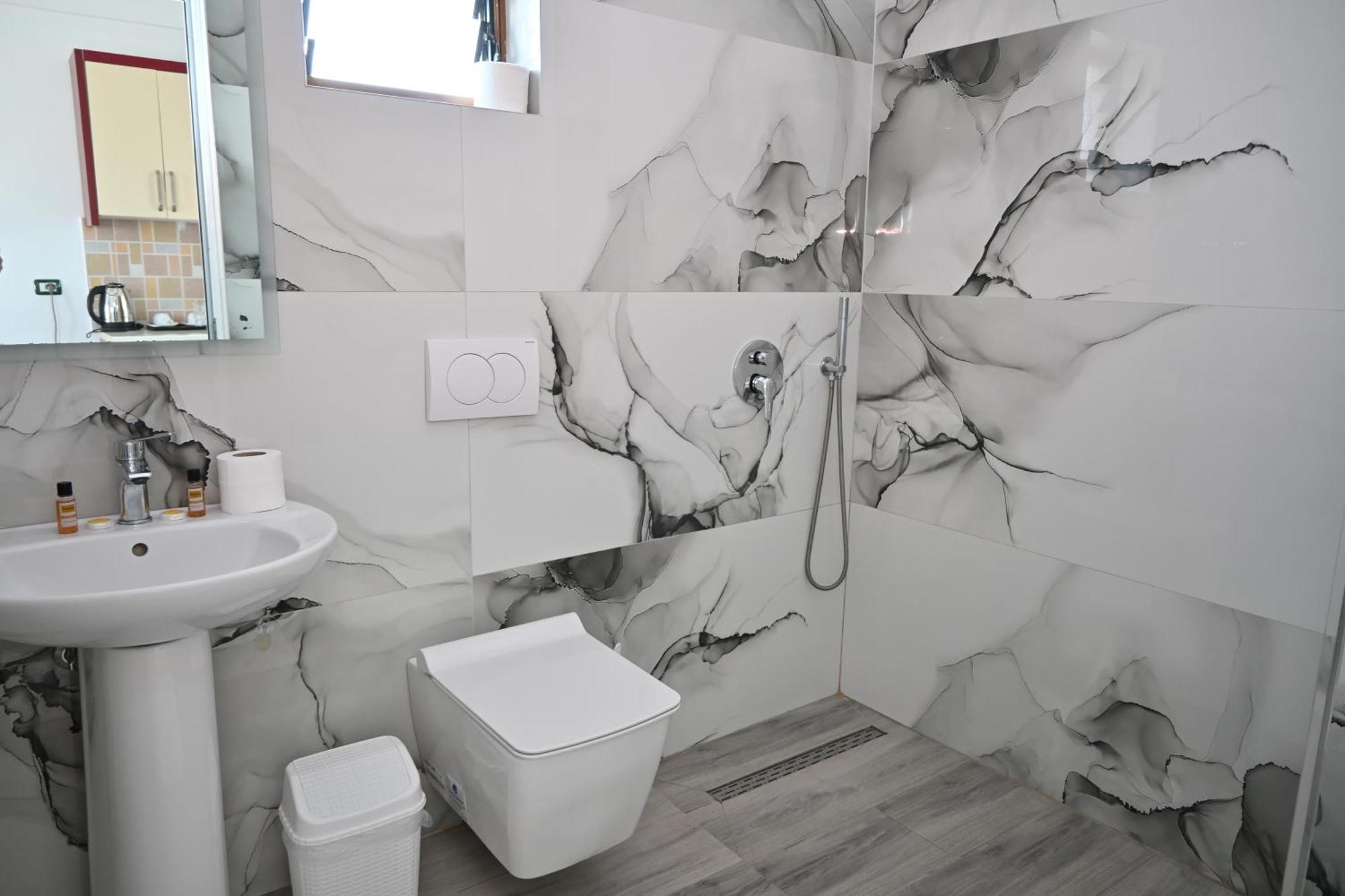 Marku Hotel 4*